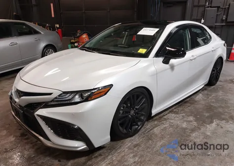 2023 Toyota Camry Xse V6 z USA, uszkodzony, nr VIN 4T1KZ1AK1PU071713